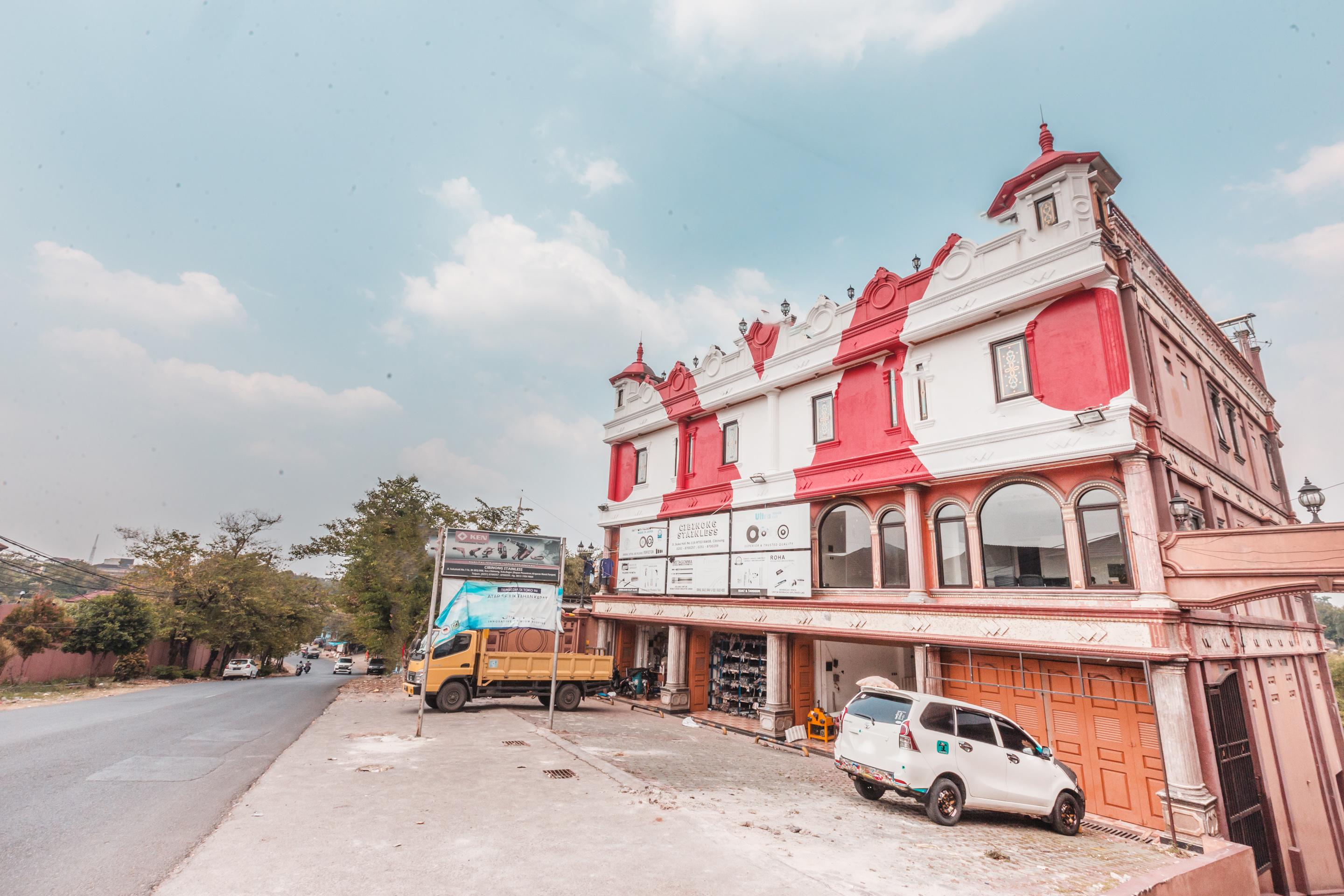 Super Oyo 1640 Fallinda Hotel Bogor Kültér fotó